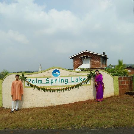 Palm Springs Lake Resort Jaitāpur Buitenkant foto
