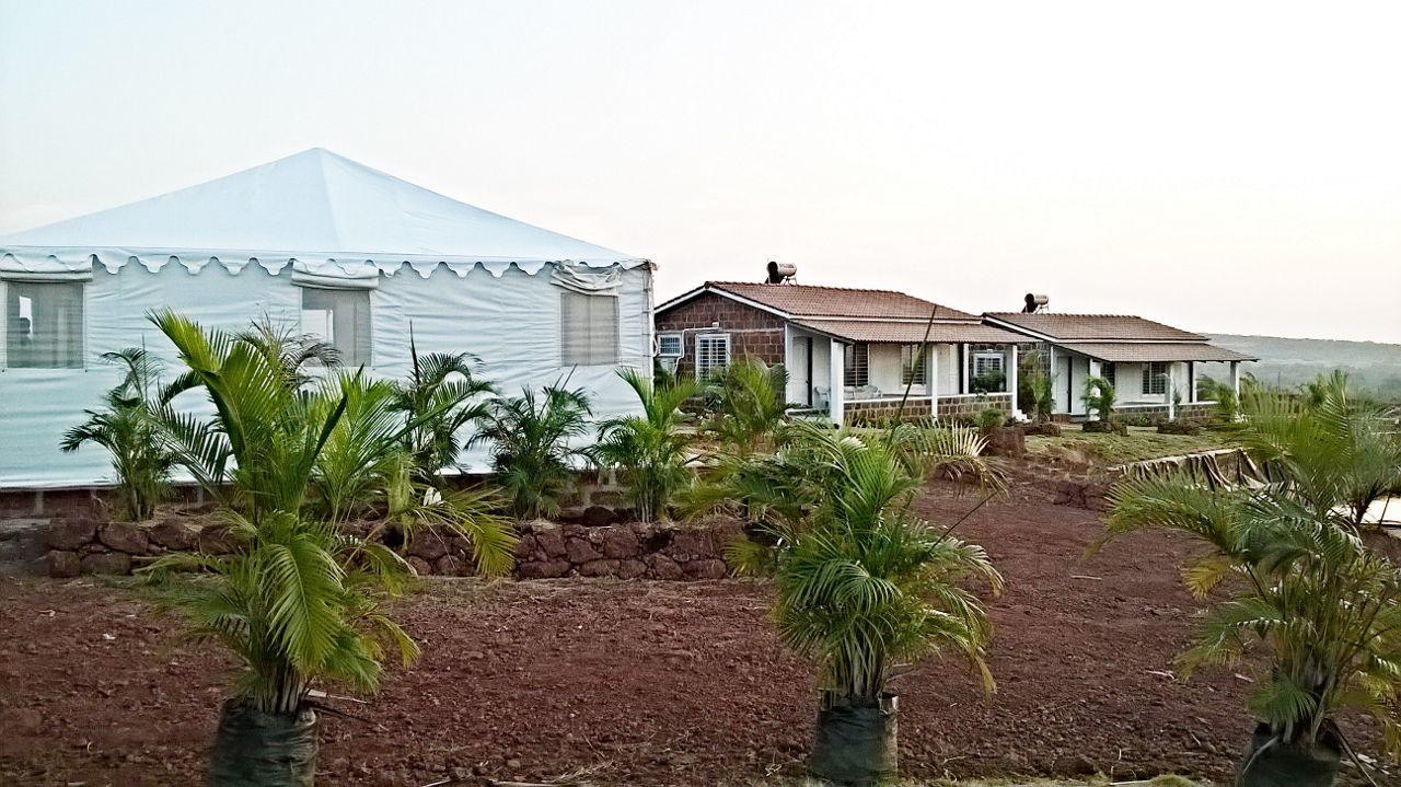 Palm Springs Lake Resort Jaitāpur Buitenkant foto