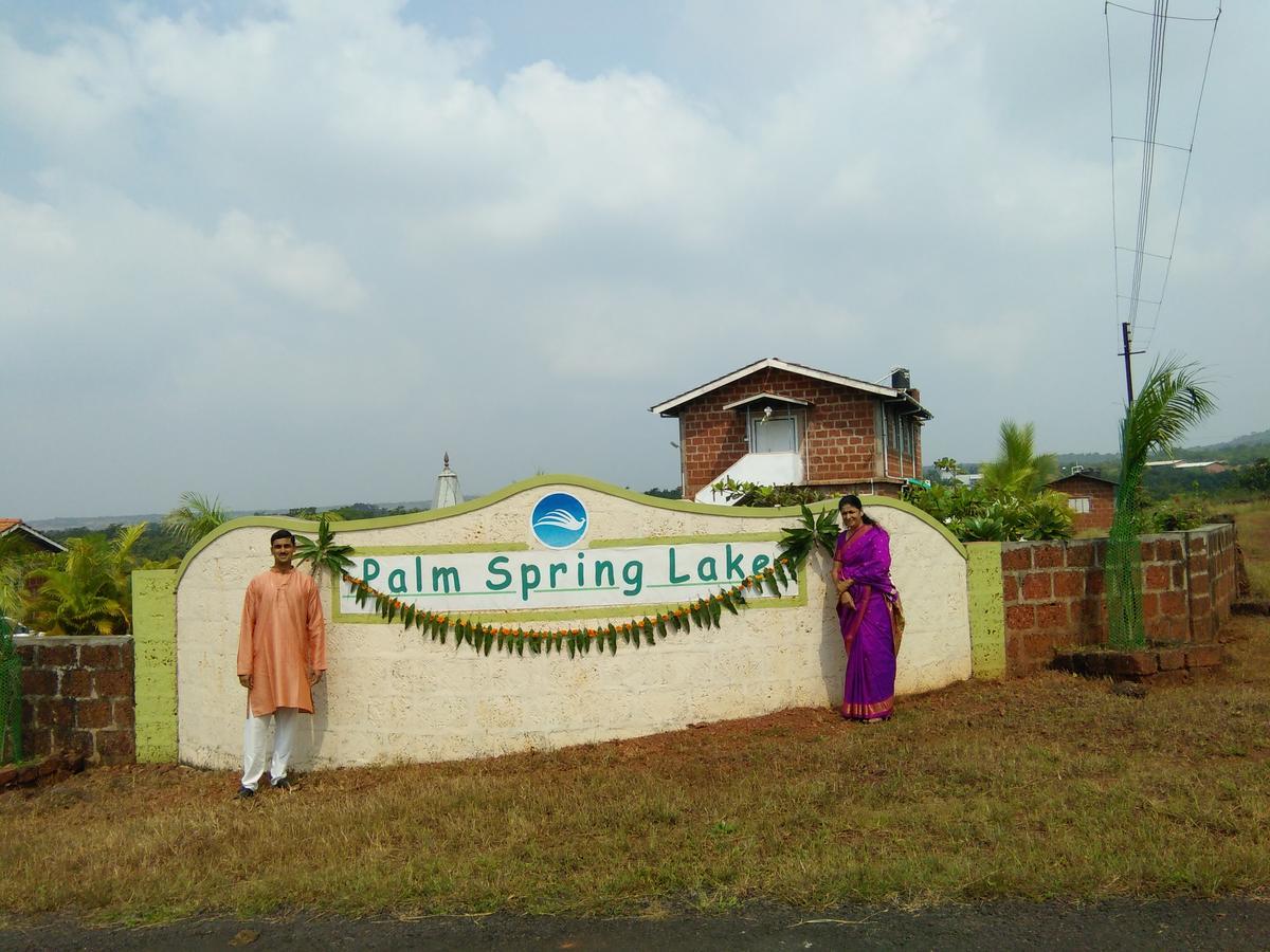 Palm Springs Lake Resort Jaitāpur Buitenkant foto